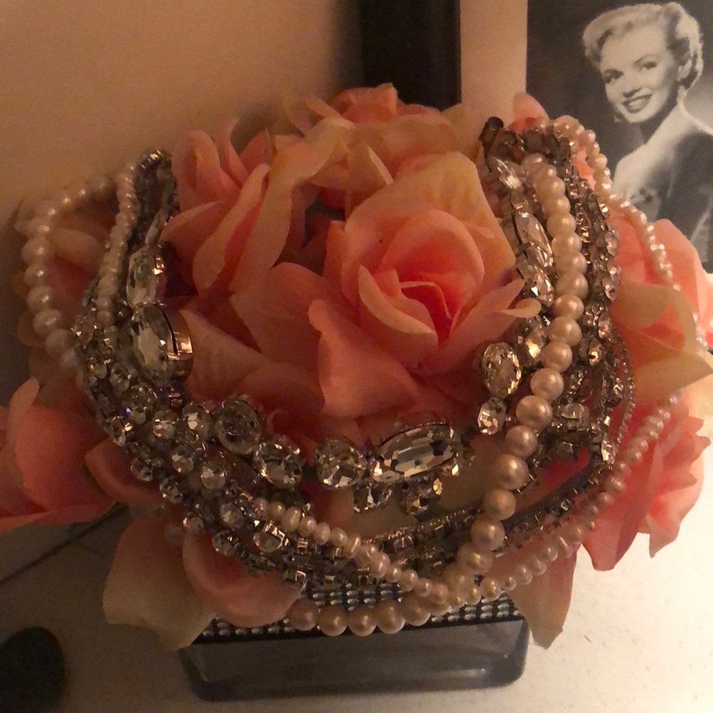 Swavorski crystal and fresh water pearl necklace